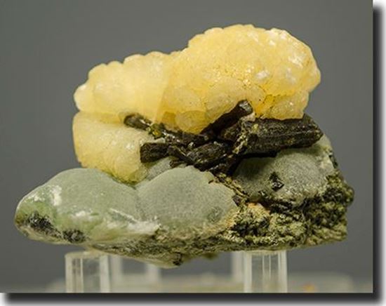 Stilbite, Epidote & Prehnite Mineral Specimen