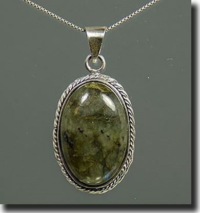 	Labradorite silver Pendant